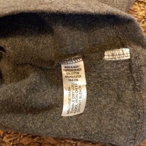 6 Sticks Charcoal Cropped Sweatshirt Hoodie - Picture 4 of 4